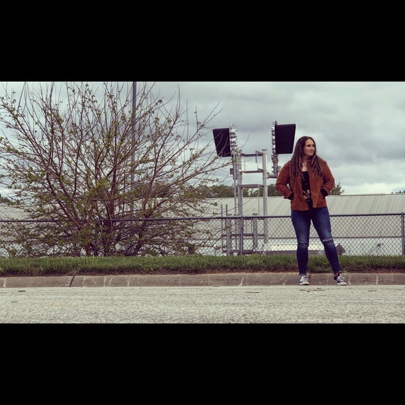 Meet your Posher, Aubrey - Picture 8 of 12